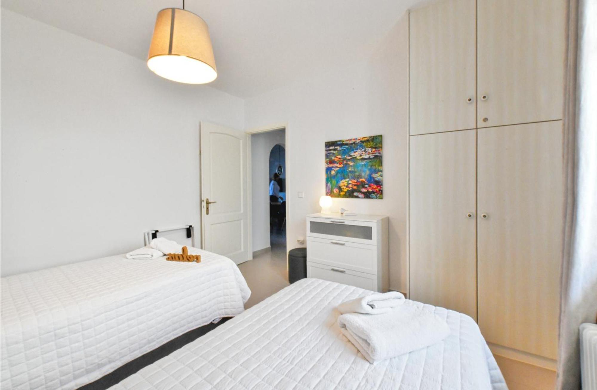 Amazing 2 bedroom apartment overlooking the Marina at Vourkárion Buitenkant foto